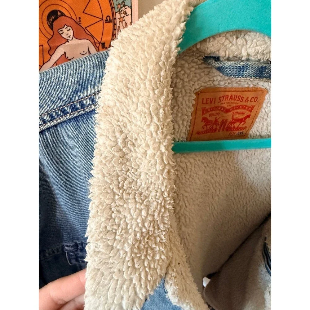 Levi Strauss & Co. Denim SherpaLevi Strauss & Co. Denim Sherpa Lined Jean Jacket